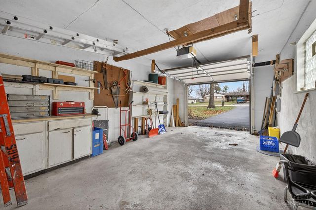 709 Oskamp Drive, Miami Twp, OH 45140