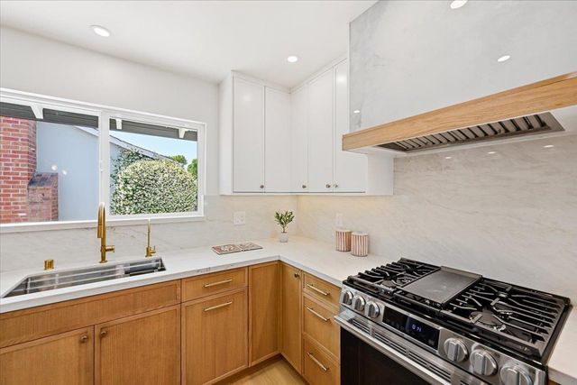 971 Madeline Lane, Santa Clara, CA 95050