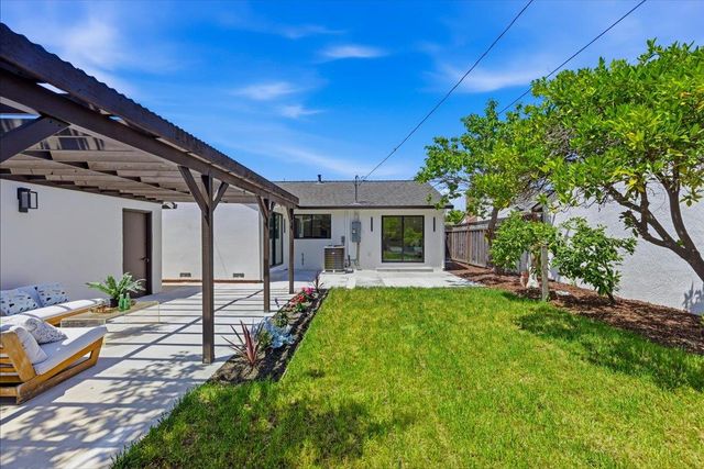 971 Madeline Lane, Santa Clara, CA 95050