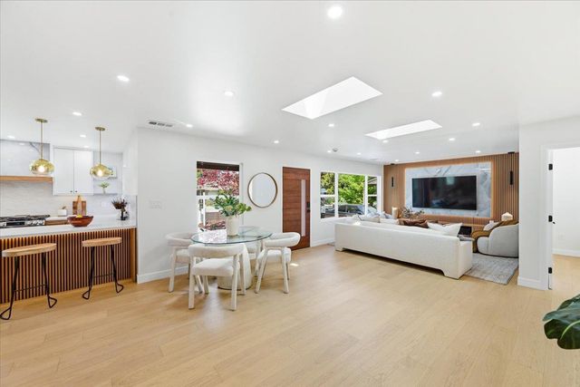 971 Madeline Lane, Santa Clara, CA 95050