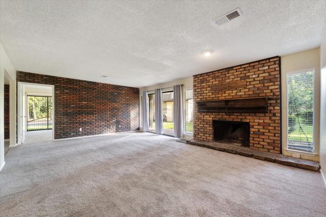 15919 Golf Club Drive 112, Crosby, TX 77532