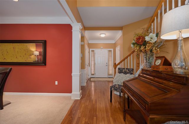 7 Bainbridge Place 404, Newburgh, NY 12550