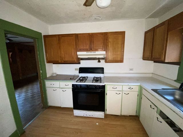 306 River Lane, Loves Park, IL 61111