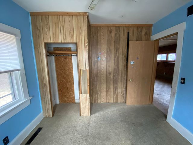 306 River Lane, Loves Park, IL 61111