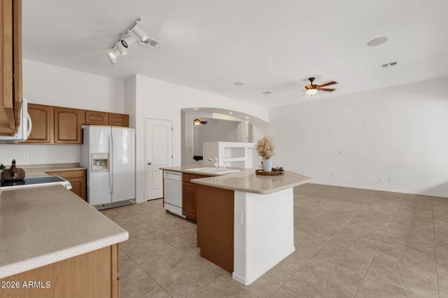 4278 E LANTERN Place, Gilbert, AZ 85297