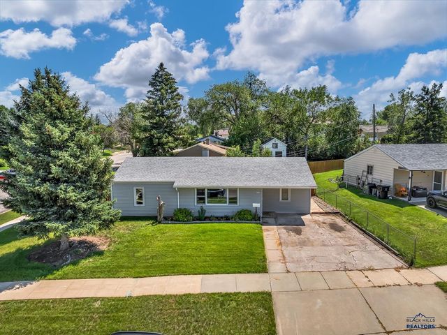 2402 WILLOW AVE, Rapid City, SD 57701