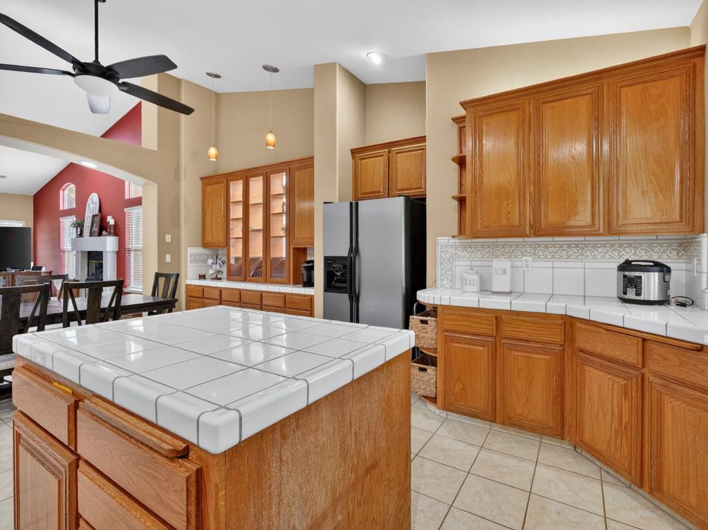 Image 17 of property listing at 3505 Doubletree Way, Madera, CA 93637