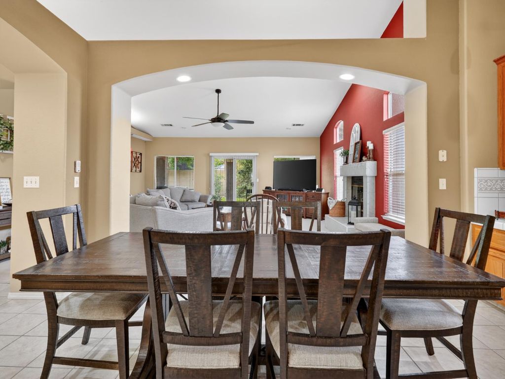 Image 18 of property listing at 3505 Doubletree Way, Madera, CA 93637
