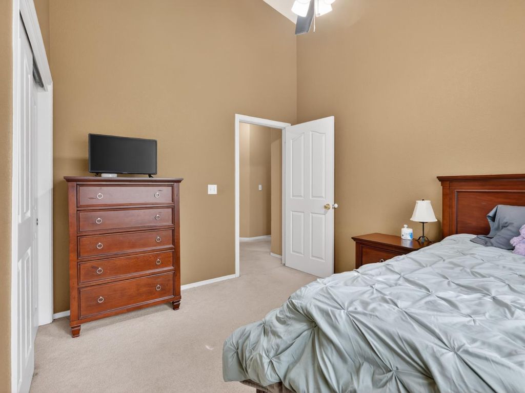 Image 28 of property listing at 3505 Doubletree Way, Madera, CA 93637