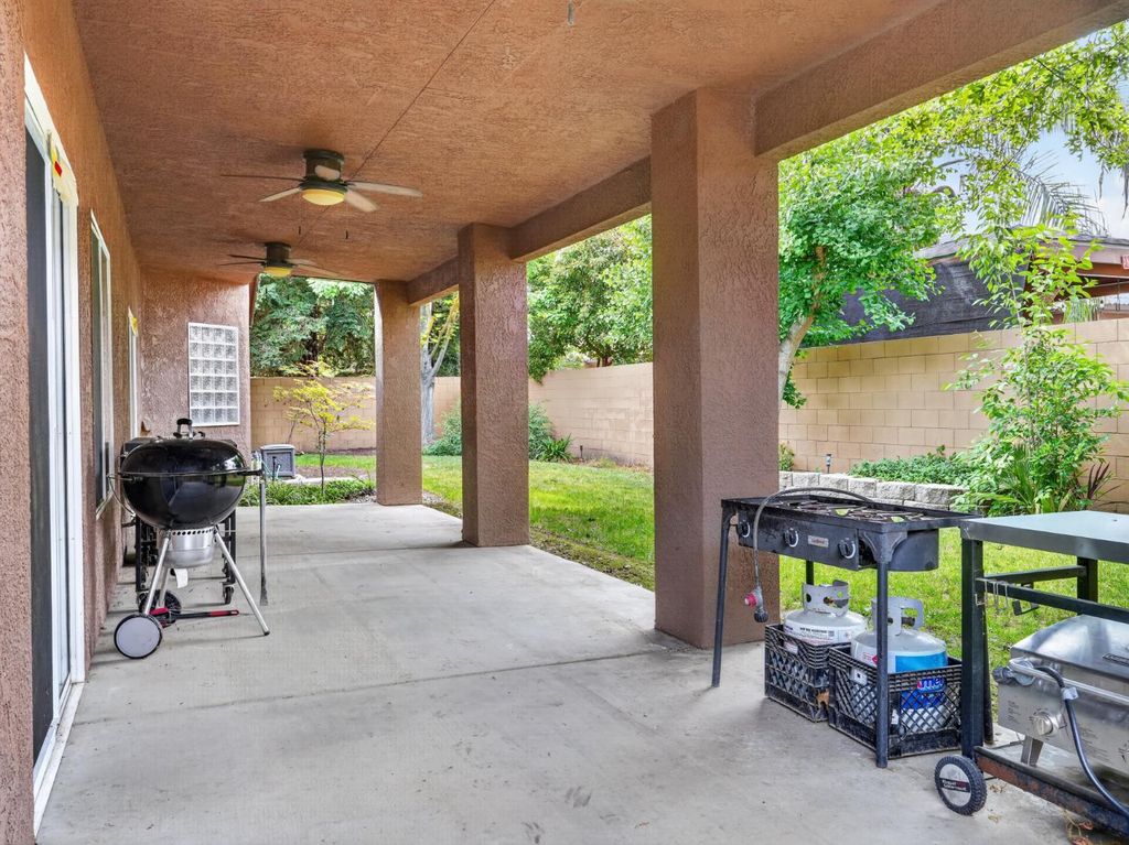 Image 34 of property listing at 3505 Doubletree Way, Madera, CA 93637