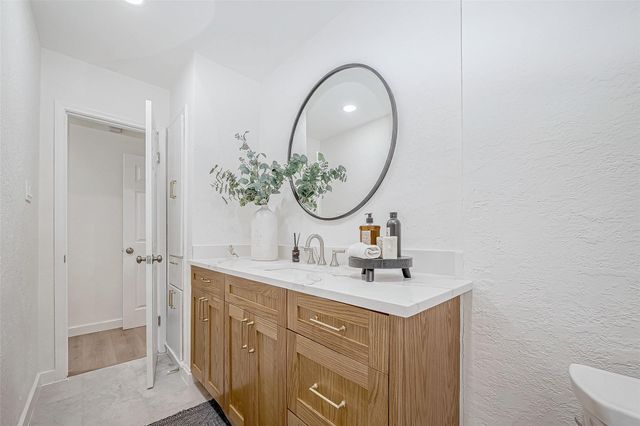 2607 Moss Hill Drive, Houston, TX 77080