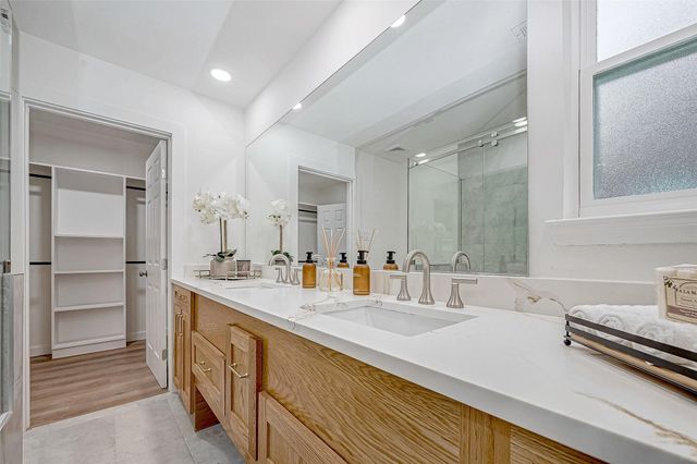 2607 Moss Hill Drive, Houston, TX 77080