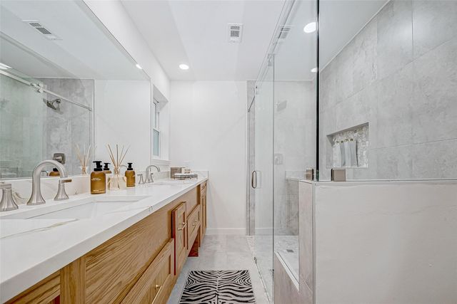 2607 Moss Hill Drive, Houston, TX 77080