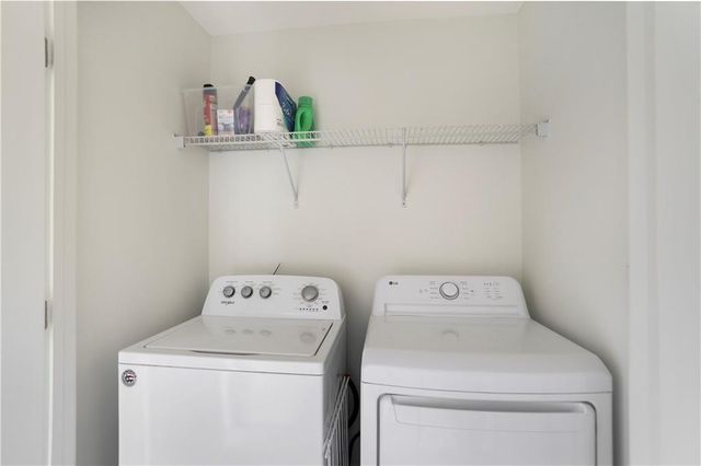 2026 Liberty NW Court 1204, Atlanta, GA 30318