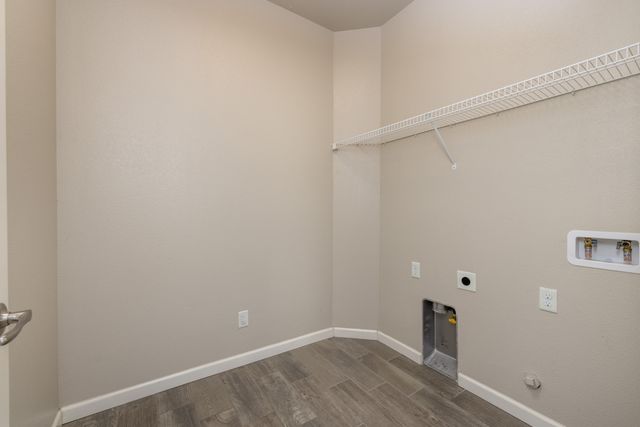 1599 Softwind Dr. Drive, Tulare, CA 93274