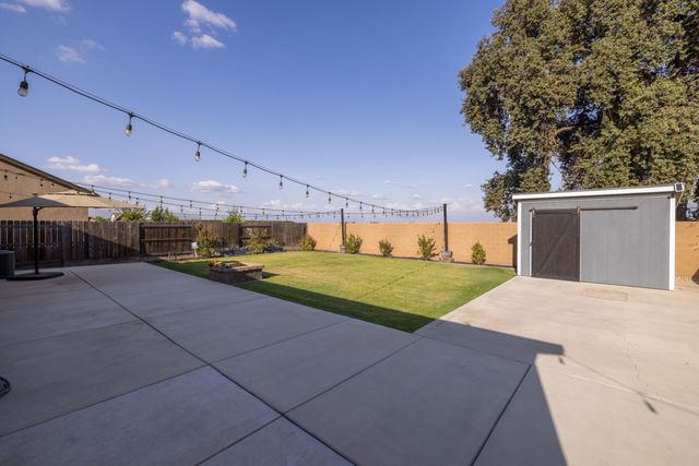 1599 Softwind Dr. Drive, Tulare, CA 93274