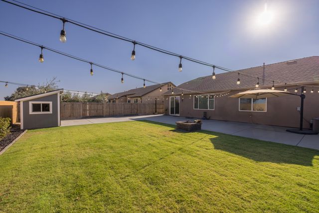 1599 Softwind Dr. Drive, Tulare, CA 93274