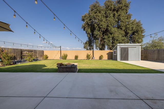 1599 Softwind Dr. Drive, Tulare, CA 93274