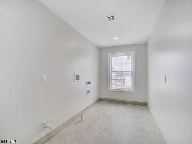 735 Vernon Ave, Kenilworth Boro, NJ 07033