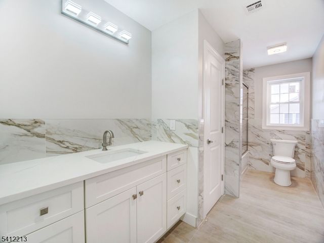 735 Vernon Ave, Kenilworth Boro, NJ 07033