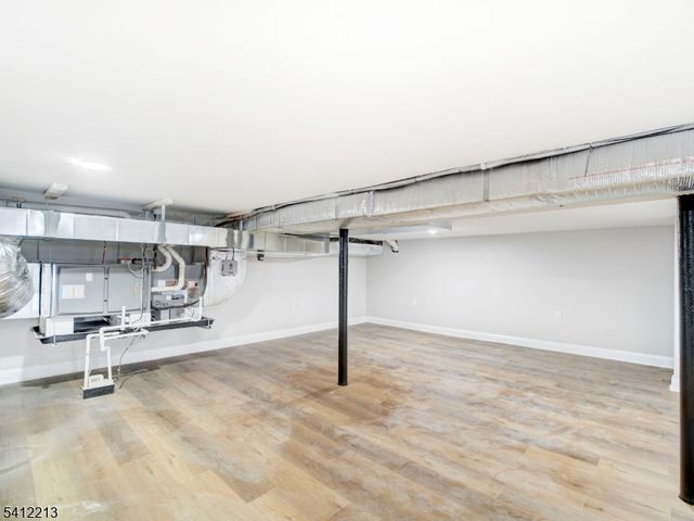 735 Vernon Ave, Kenilworth Boro, NJ 07033