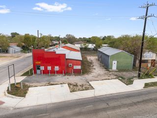 10102 Roosevelt, San Antonio, TX 78214