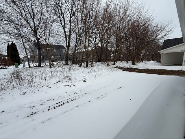 1909 S Stone Creek Boulevard, Urbana, IL 61802