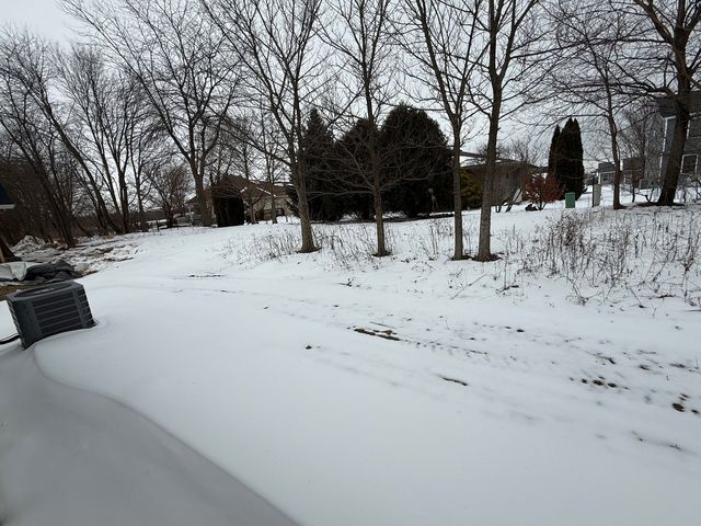 1909 S Stone Creek Boulevard, Urbana, IL 61802