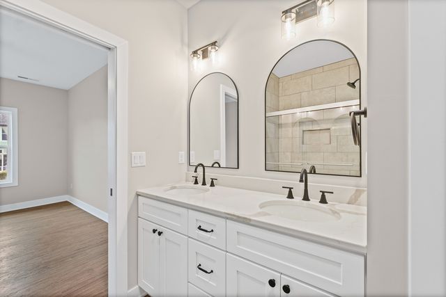 1909 S Stone Creek Boulevard, Urbana, IL 61802