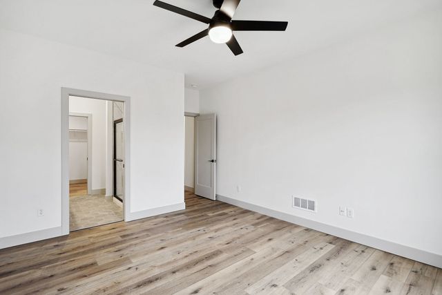 1909 S Stone Creek Boulevard, Urbana, IL 61802