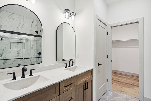 1909 S Stone Creek Boulevard, Urbana, IL 61802