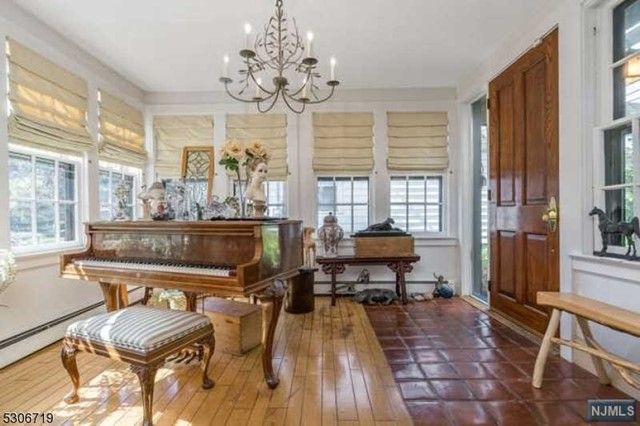 299 Whitford Avenue, Nutley, NJ 07110