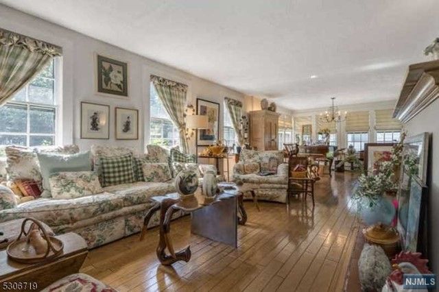 299 Whitford Avenue, Nutley, NJ 07110