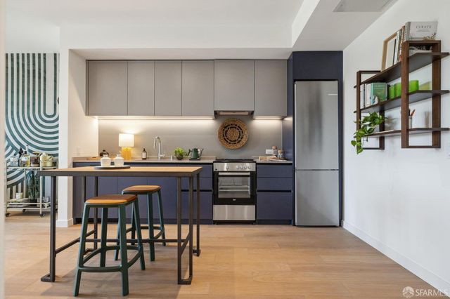 988 Harrison Street WC2, San Francisco, CA 94107