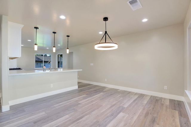 1040 Franklin Ave, Yuba City, CA 95991