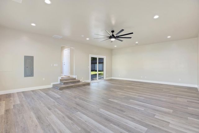1040 Franklin Ave, Yuba City, CA 95991