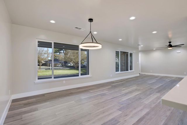 1040 Franklin Ave, Yuba City, CA 95991