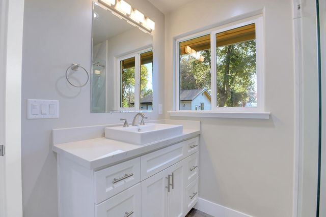 1040 Franklin Ave, Yuba City, CA 95991