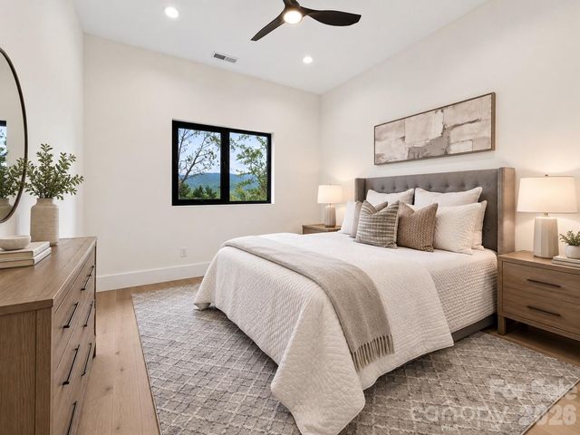 77 Camsyn Drive, Weaverville, NC 28787