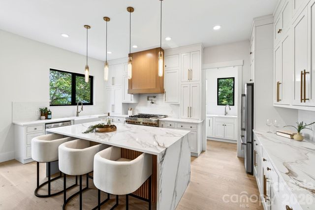 77 Camsyn Drive, Weaverville, NC 28787