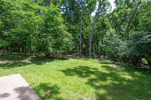2708 BLUFF CREEK DR, Columbia, MO 65201