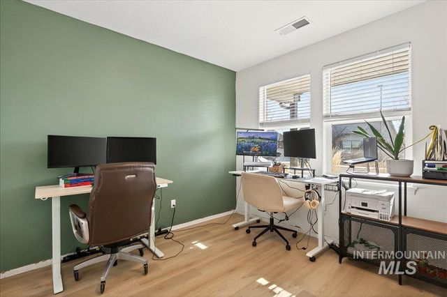 1864 E Jade Falls, Kuna, ID 83634