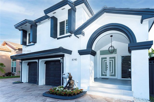 8740 NW 153rd Ter, Miami Lakes, FL 33018
