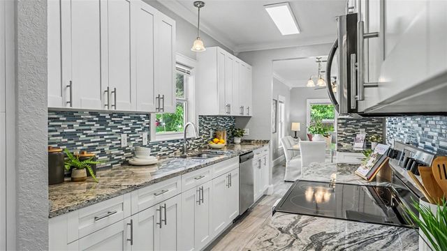 541 W PARK STREET, Lakeland, FL 33803