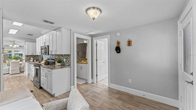 541 W PARK STREET, Lakeland, FL 33803