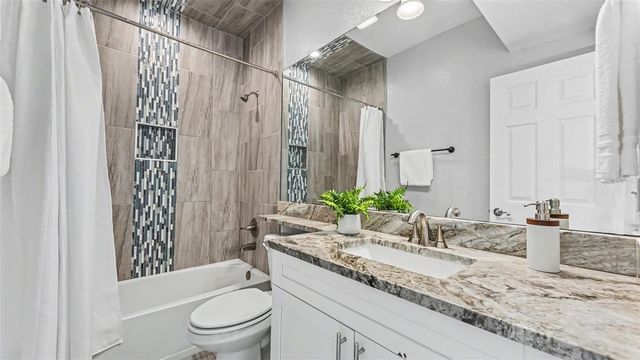 541 W PARK STREET, Lakeland, FL 33803