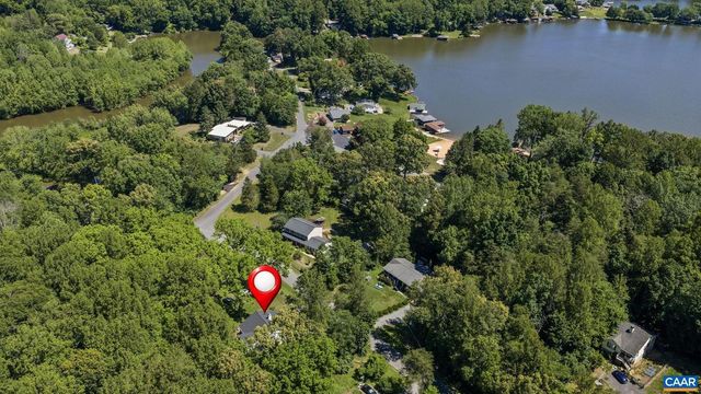 341 POPLAR DR, Louisa, VA 23093