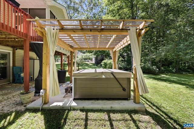 341 POPLAR DR, Louisa, VA 23093