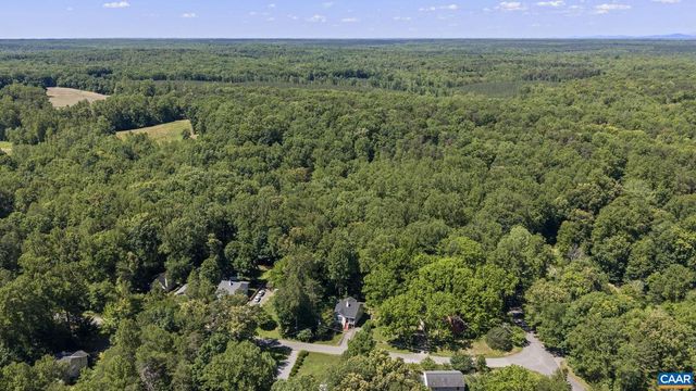 341 POPLAR DR, Louisa, VA 23093