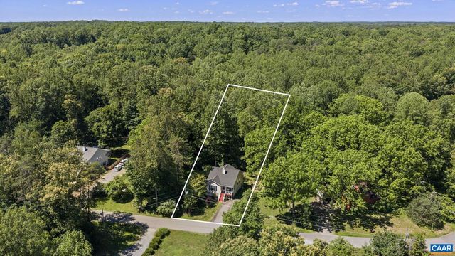 341 POPLAR DR, Louisa, VA 23093